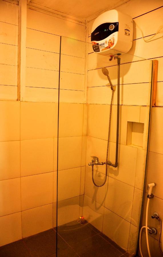 Crow'S Nest Hotel Tua Pejat Ngoại thất bức ảnh