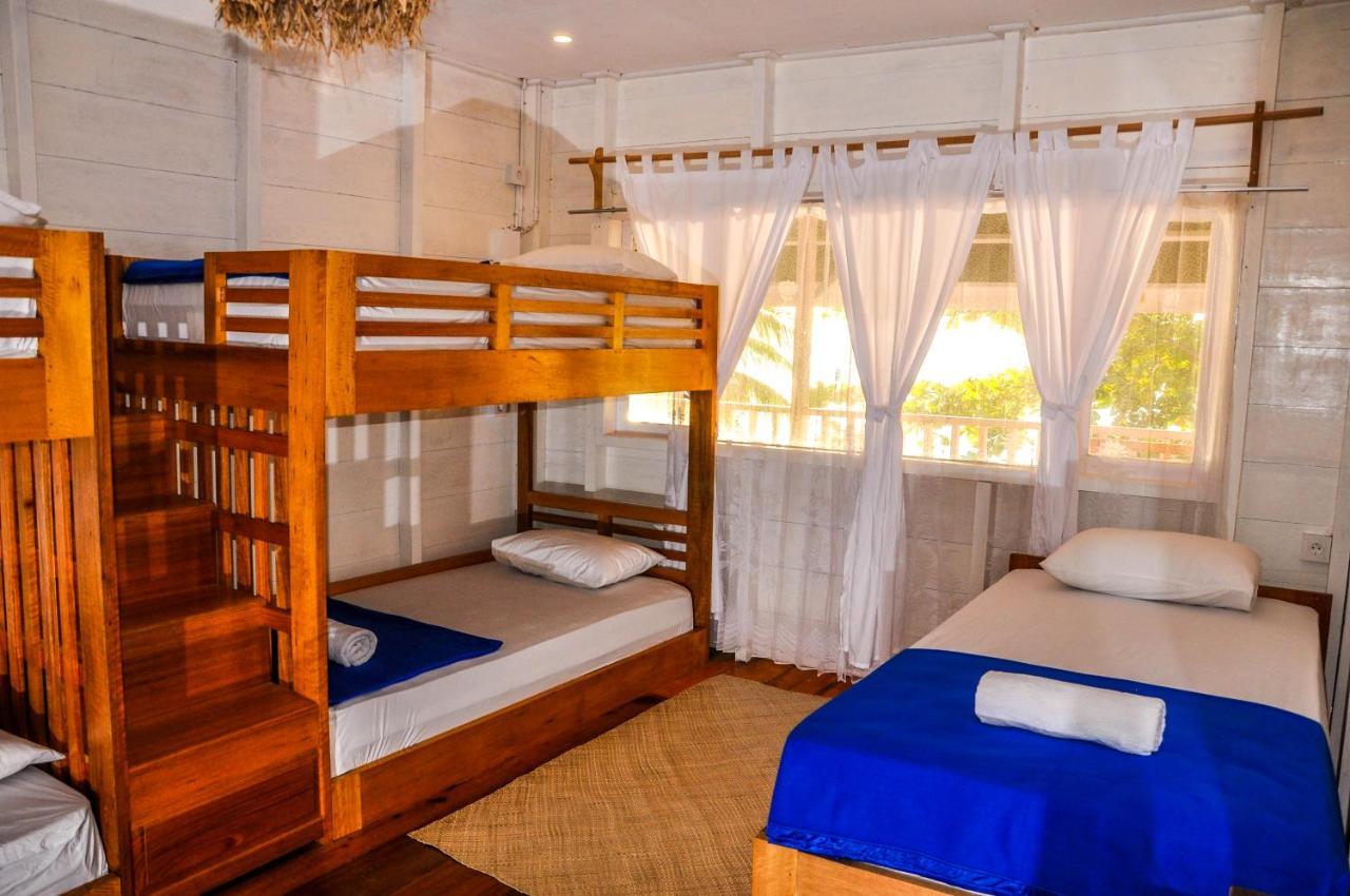 Crow'S Nest Hotel Tua Pejat Ngoại thất bức ảnh