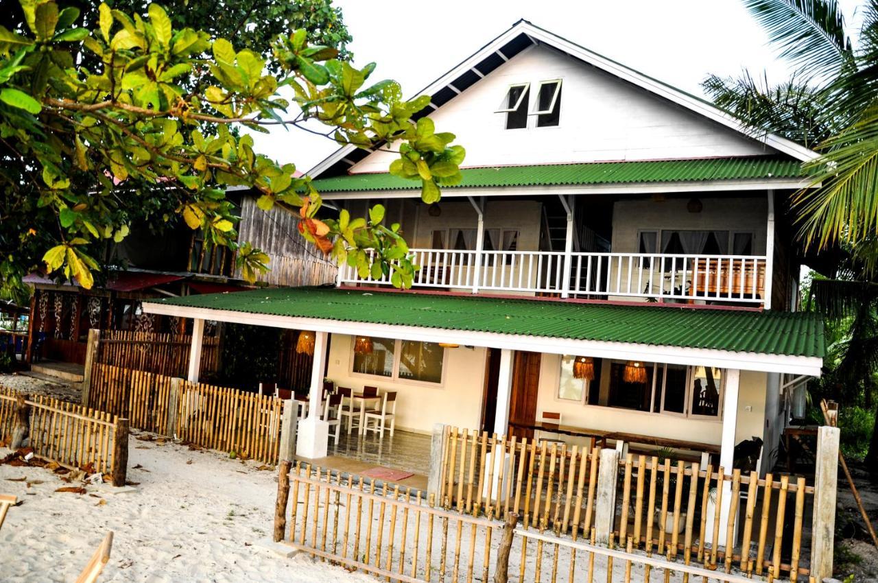 Crow'S Nest Hotel Tua Pejat Ngoại thất bức ảnh